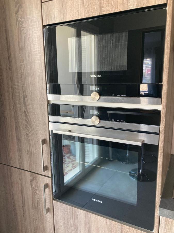 Apartamento Nice West Cosy Flat Balcony, Near Airport, Train, Beach, Public Transport, Supermarket, Comfortable And Well Equipped Exterior foto